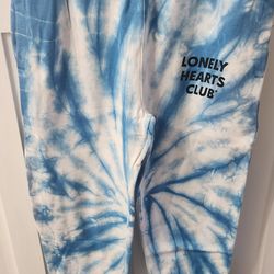 NWT No Excuses Lonely Heart Club Sweatpants Adult Small

Pick up 77095 near Telge/West