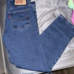 Levi’s 501 Original size W34 L32 Men’s Blue Straight Leg Button Fly Jeans