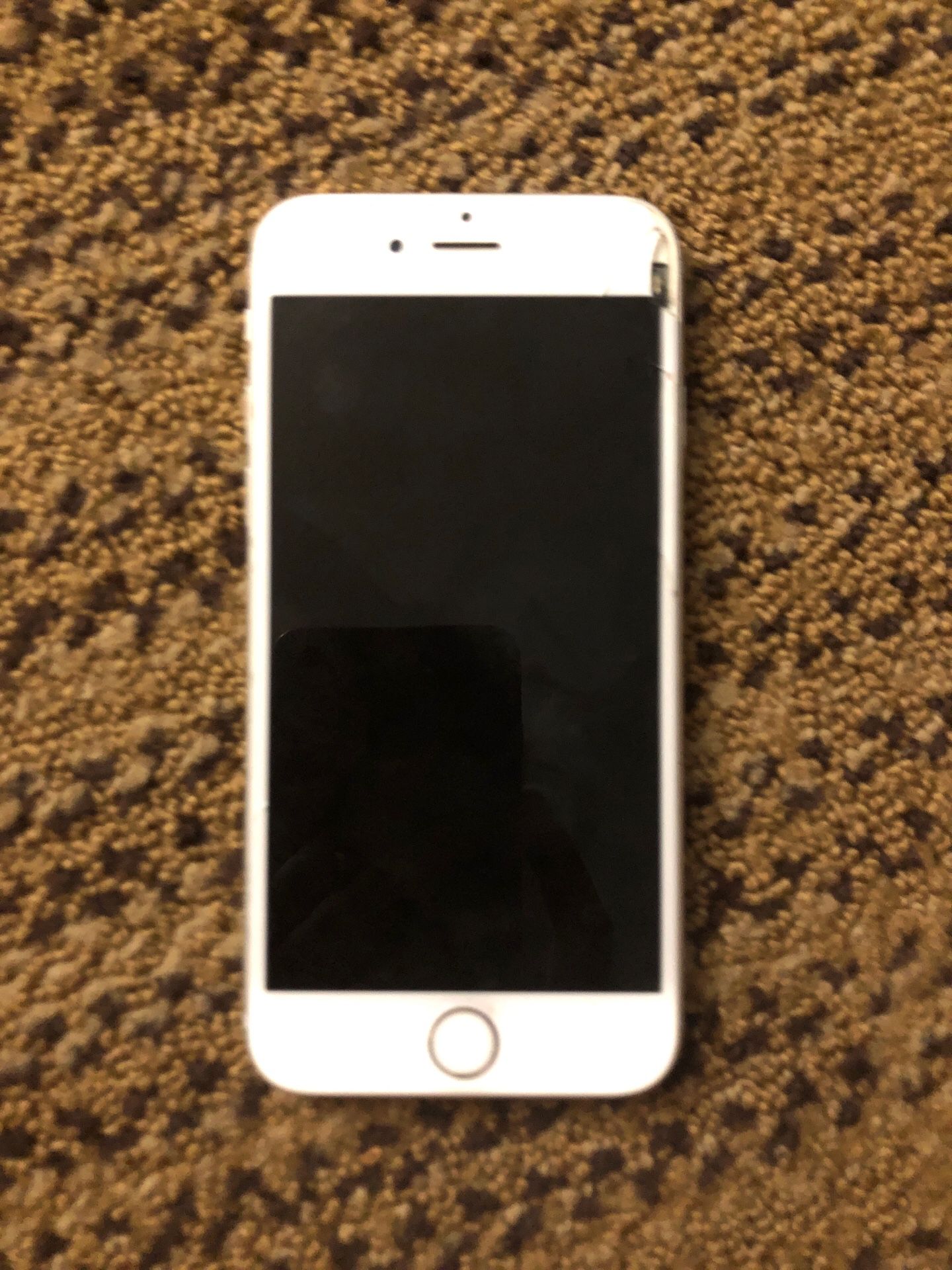 iPhone 6s FOR PARTS *iCloud Locked