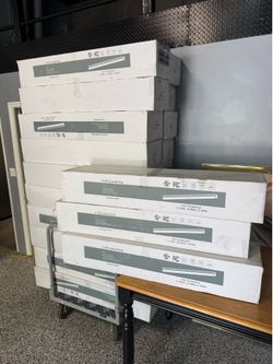 24 Boxes – NEW 4’ Commercial LED Strip Lights (144 Fixtures Total)