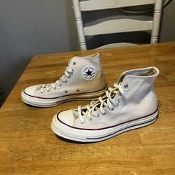 Cream Converse