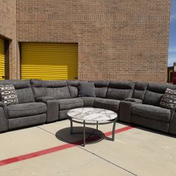 Cindy Crawford Power Reclining Sectional w/ USB + Cupholders – Like New 🔥