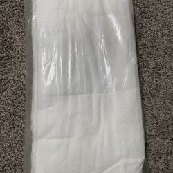 6 Pack Of White Bath Towels 