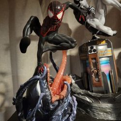 1/4 Scale Miles Morales Spider-man Statue 