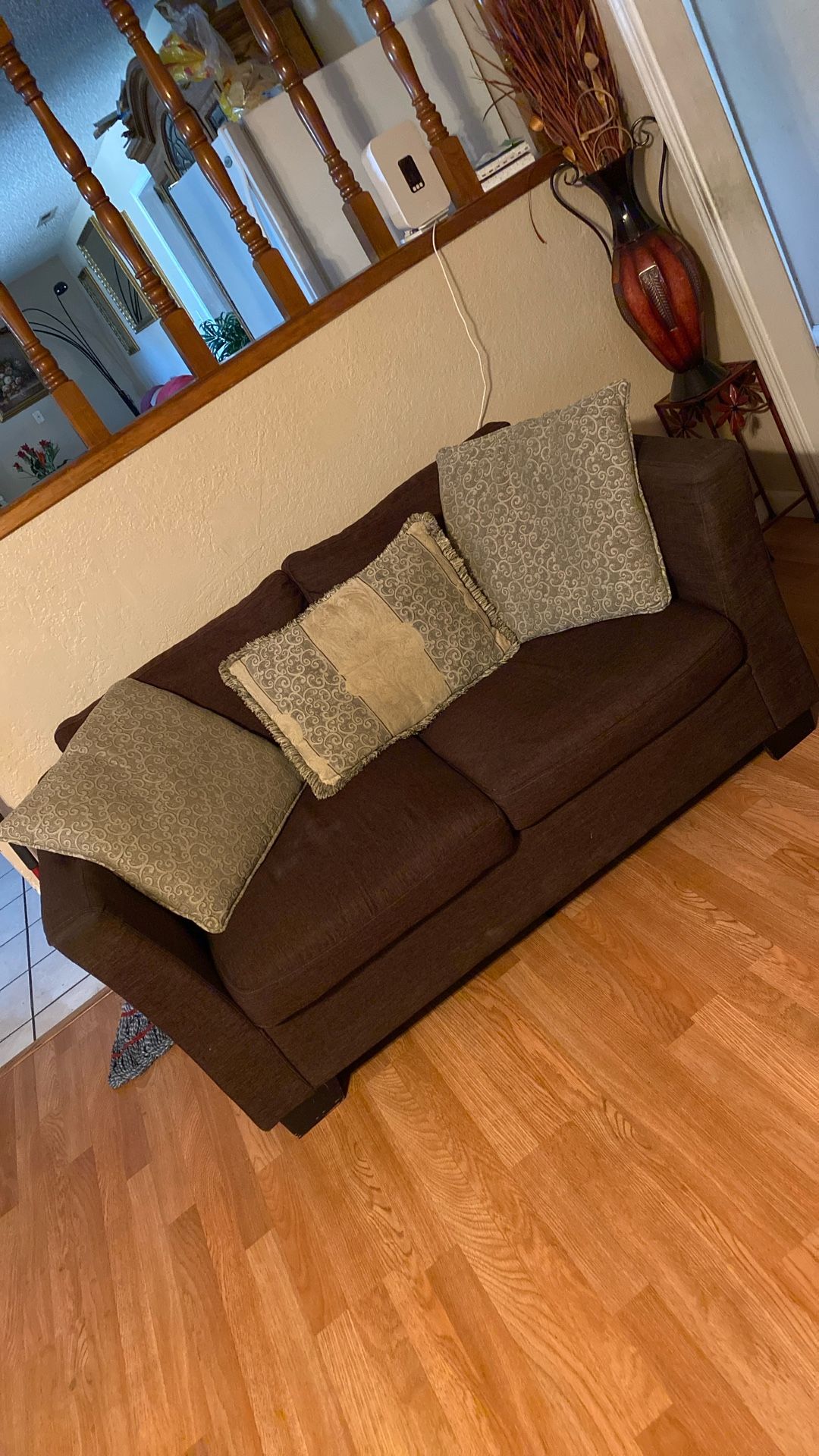 I’n Good Condition Sofa Lover Seat!!