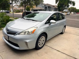 2012 Toyota Prius V