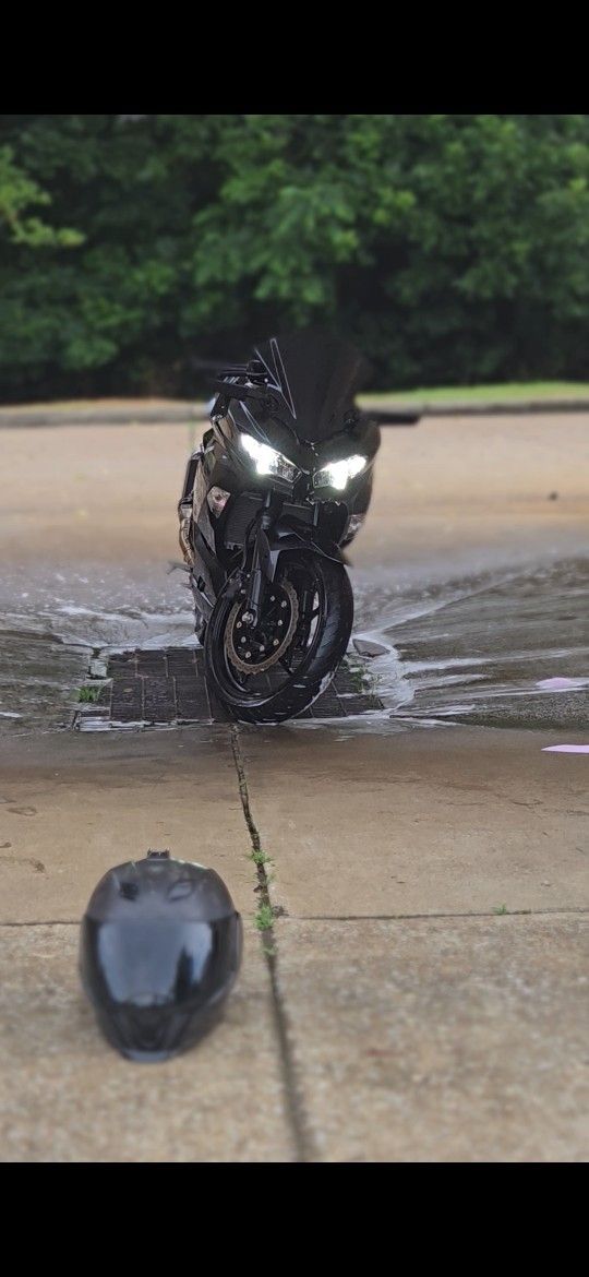 2023 Kawasaki Ninja 400