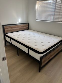 Mattress/ Bedframe