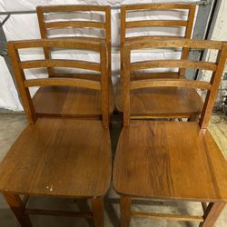 4 Chairs And Rocking Chair