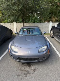 Mazda MX-5 Miata Convertible