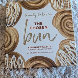 Beauty Bakerie The Chosen Bun palette