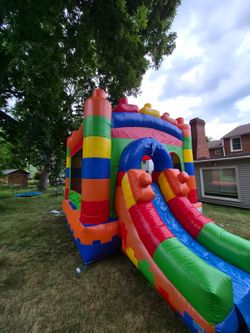 Commercial Grade Bounce House w/ Slide