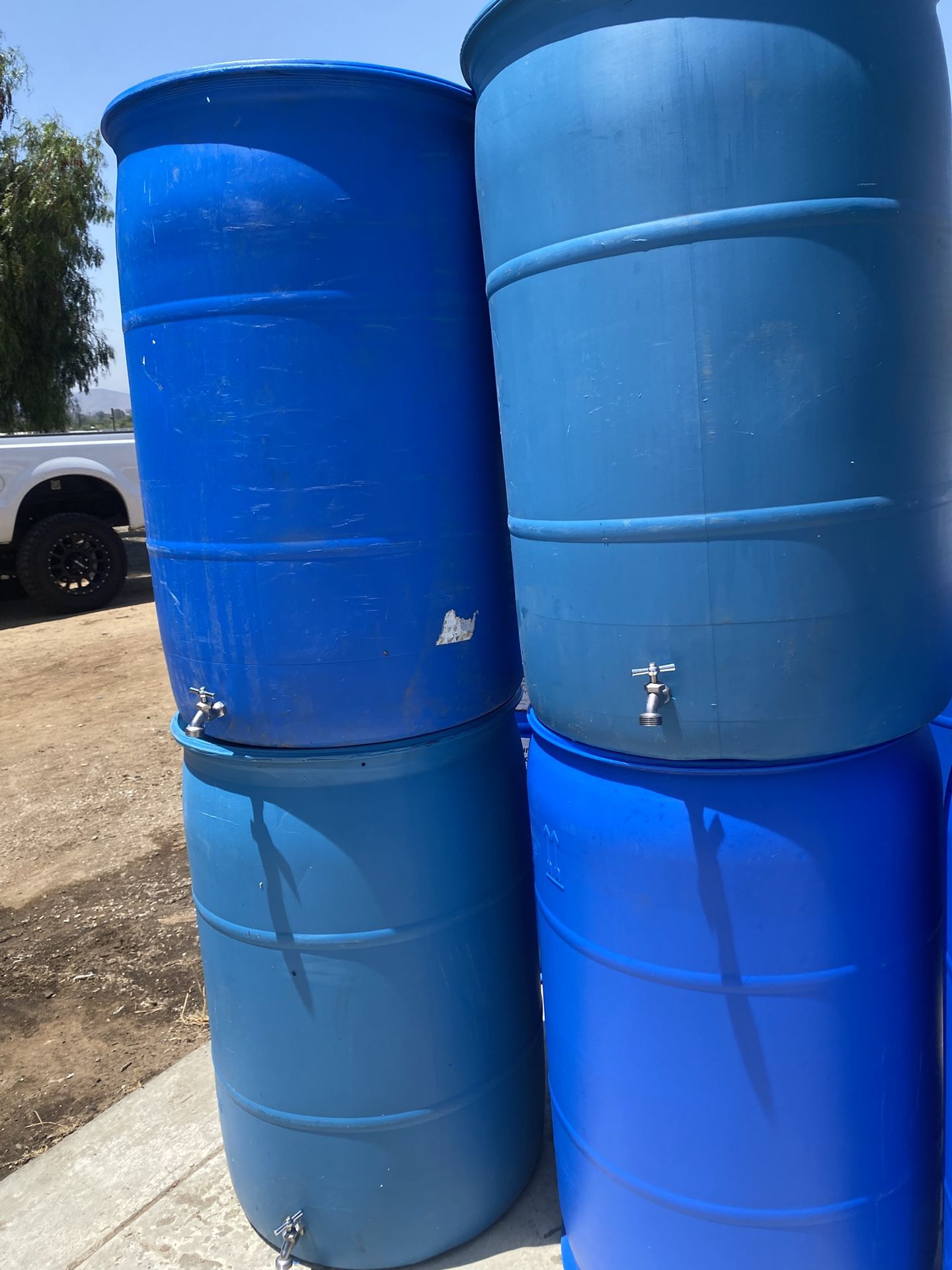 Drums With Adapter For Water