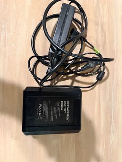 BP-115 V mount Battery with charge Cable