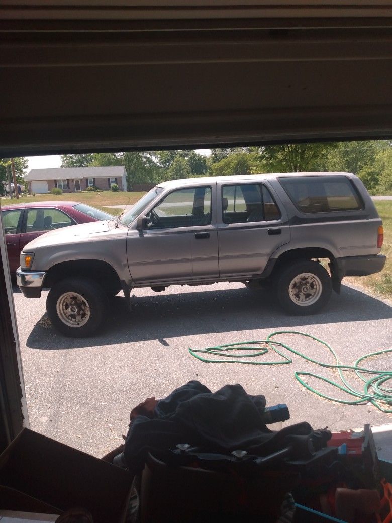 1993 Toyota 4Runner for Sale in York, PA - OfferUp