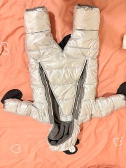 Snow coat