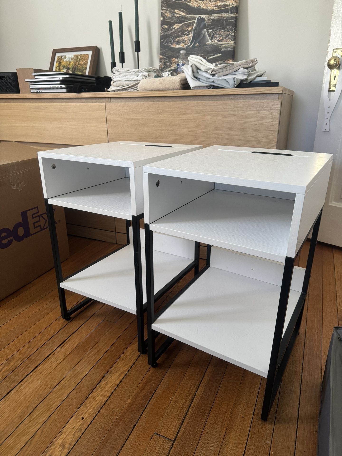 White Bedroom Night Stands