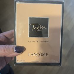 BRAND NEW - 3.4 fl oz/100 ml -  Lancôme Trésor Eau De Parfum Spray