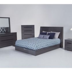 3 Piece Bed Set Down To $250 From $1k 