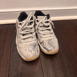  - Air Jordan 11 Retro Low Light Bone Snakeskin