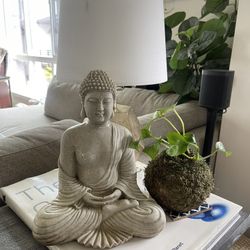 Complete Buddha Statue