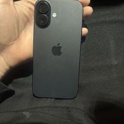 iPhone 16 
