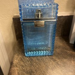 Versace Man Eau Fraiche cologne fragrance