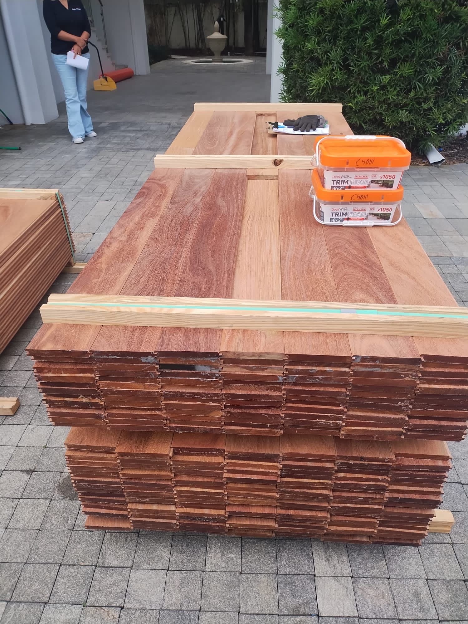 Ipe Decking 1 X6 - Ready To Ship