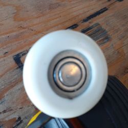 Garage door wheels nylon made, box of 10 peace and are 2" wheels