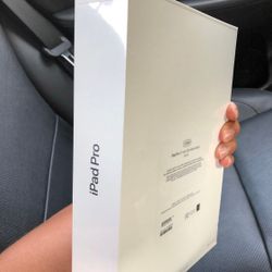 Apple Ipad : Text me through 410💢826💢9897