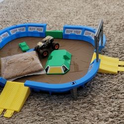 Monster Jam Race Track