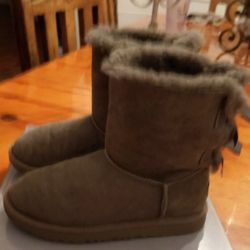 Ugg Boots, Winter Boots,Boots, Australian Boots Size 4
