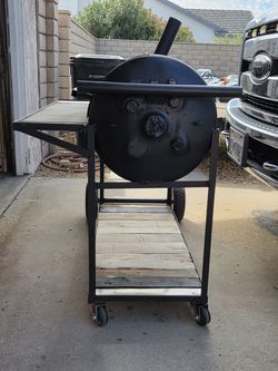 CUSTOM MADE BAR B Q PIT'S