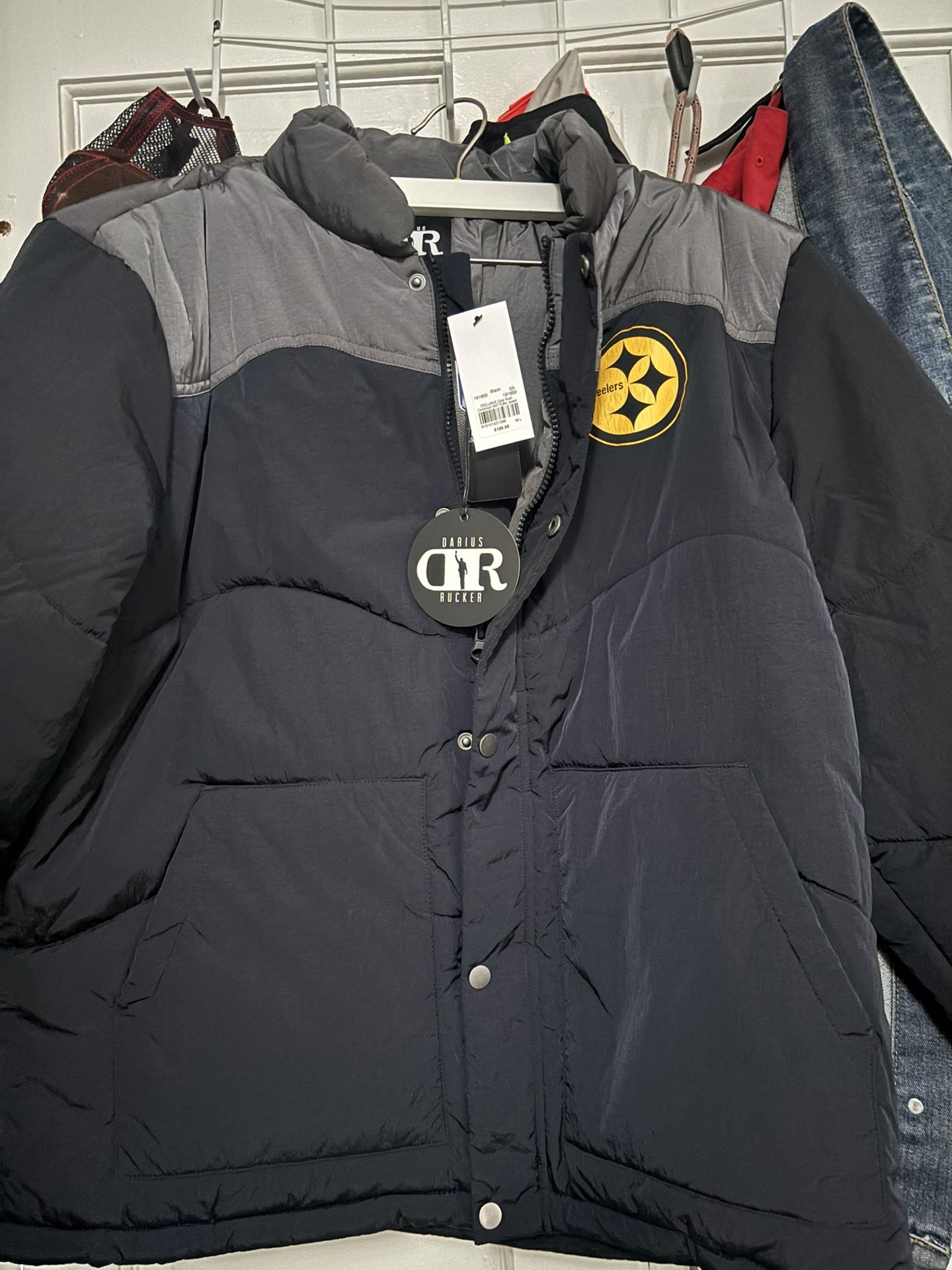 Pittsburgh Steelers Coat Brand New Large