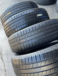 205/60/16 Michelin vendo un set de llantas usadas excelente condiciones de vida las 4 ✅🤩I am selling a set of used tires, all 4 in excellent living c