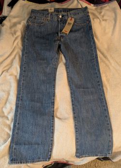 Levi's 501 Men's Medium Wash Blue Denim Straight Jeans, Button Fly