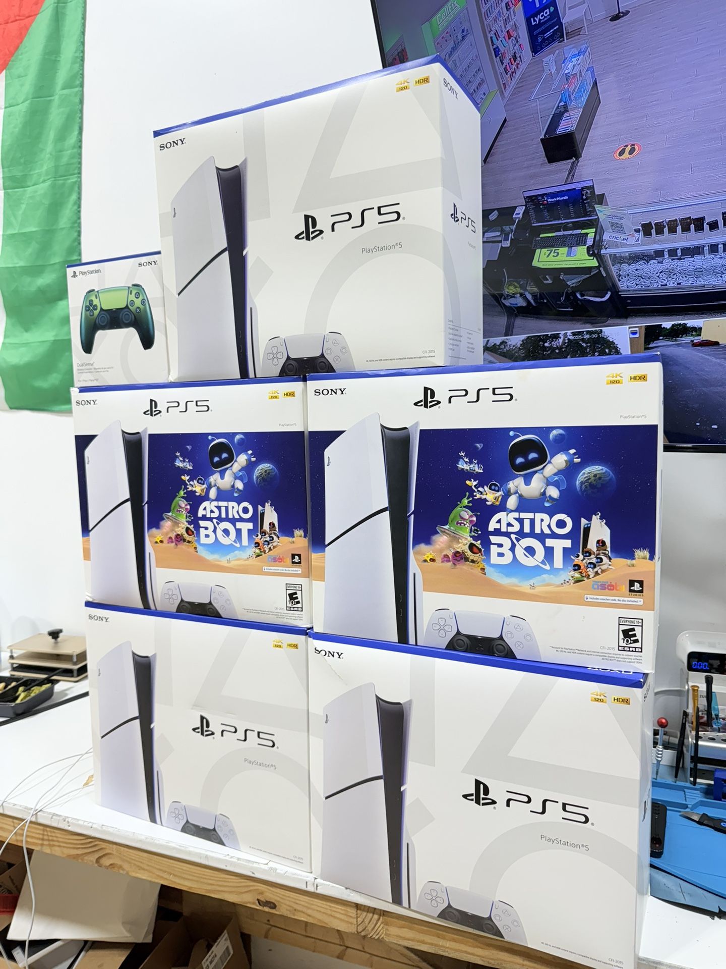 BRAND NEW PS5 DISC EDITION ONLY $450 OR $60 DOWN! iPhone
