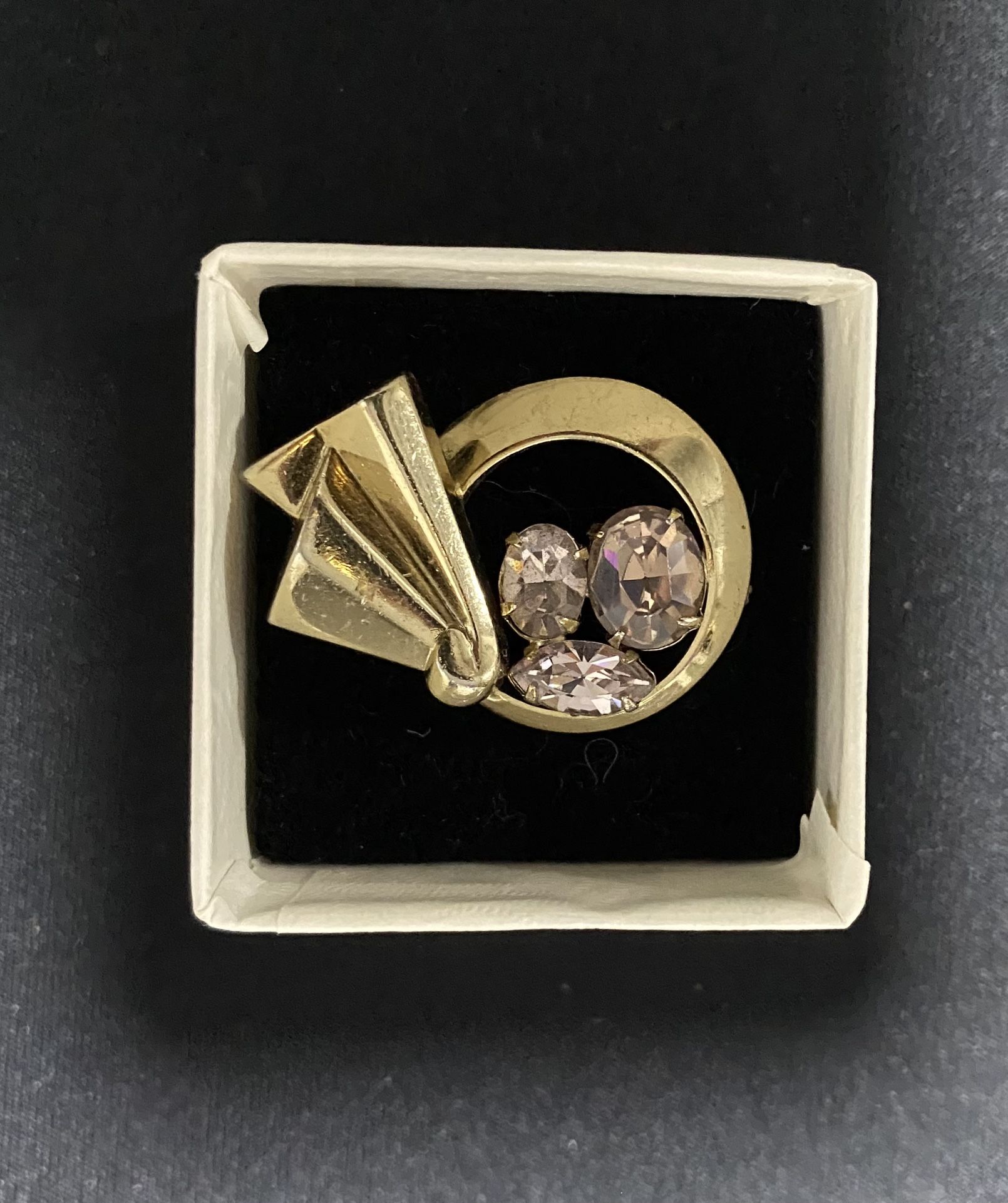 Brooch