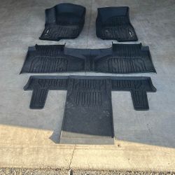 GMC Yukon 2024 All Weather Mats