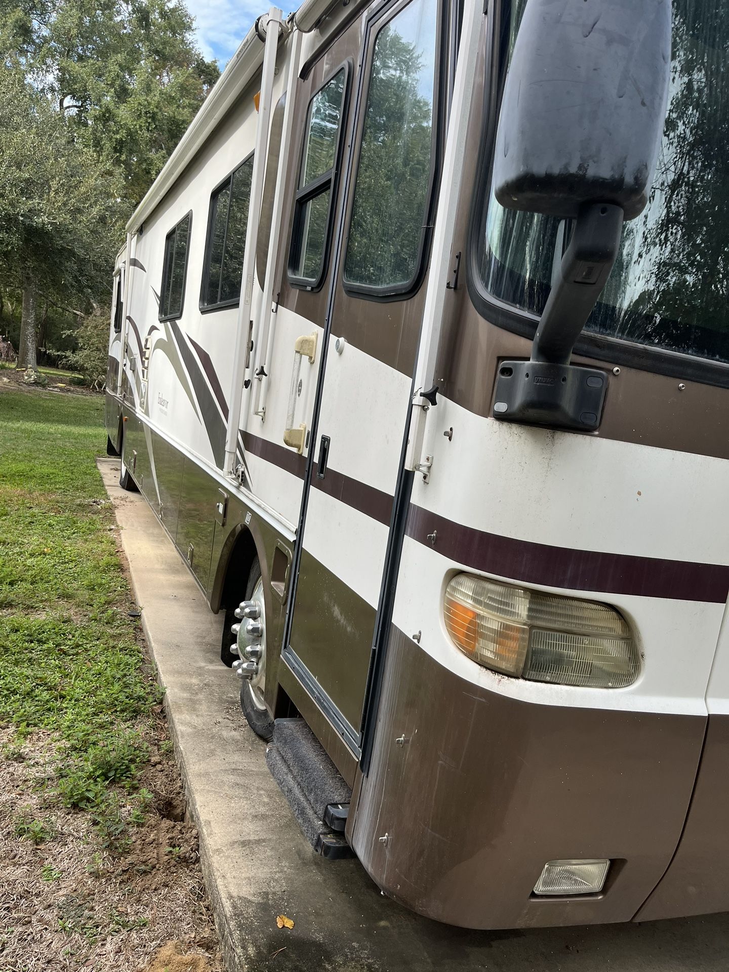 2000 Holiday Rambler Endeavor for Sale in Spring, TX - OfferUp
