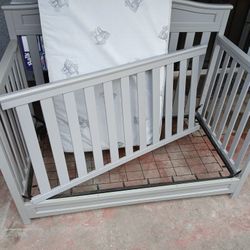 Baby Crib - Childrens Bed
