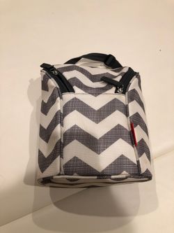 Skip hop (insulated milk cooler)