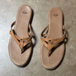 UGG Leather Flip Flop Sandals Thongs Women’s Size 7.5
