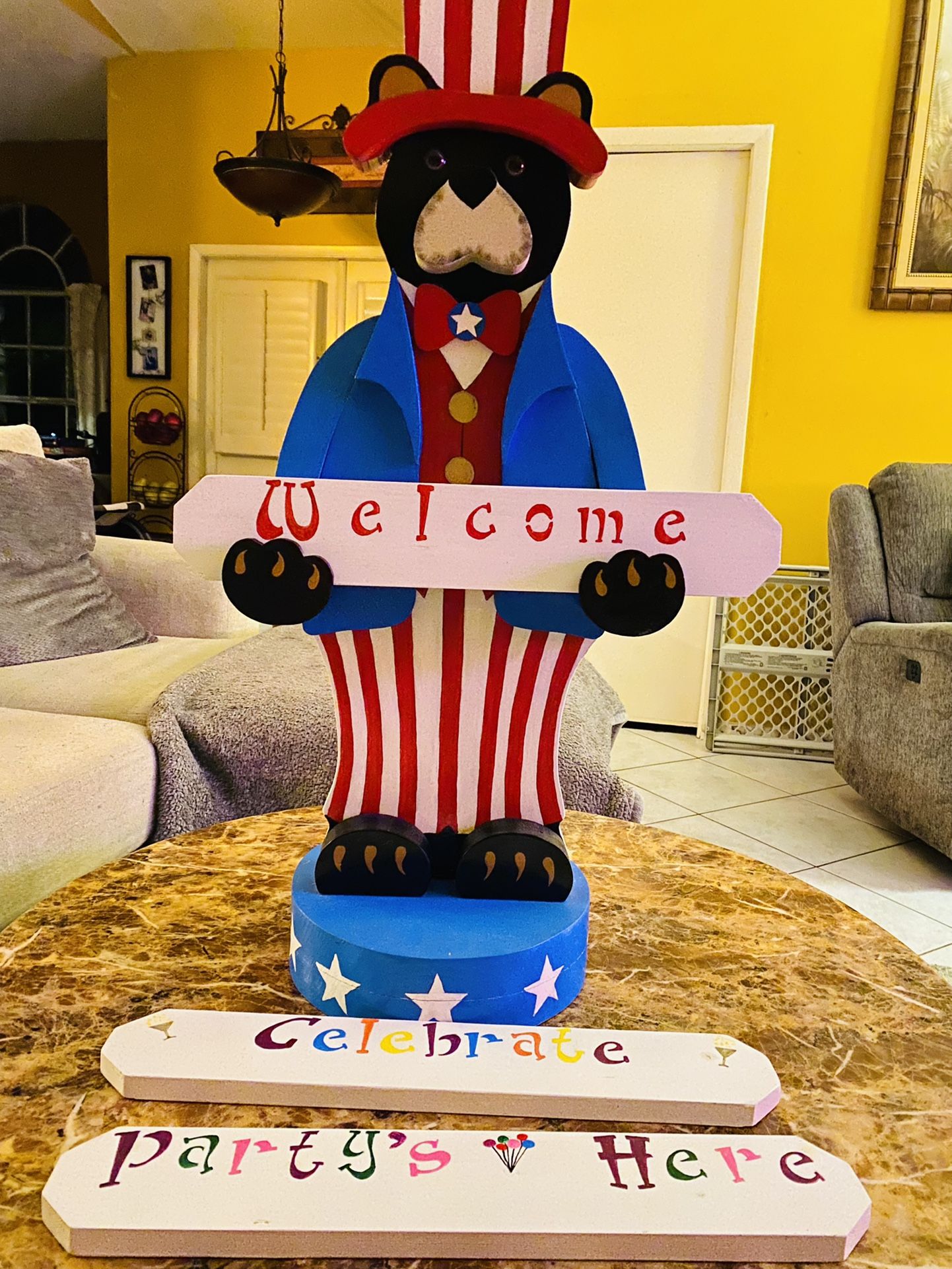 Awesome Wooden Holiday Greeting Bear / 6 Different Greetings 