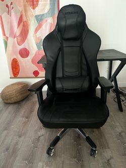 AK gaming/ desk chair