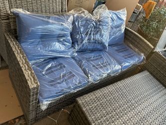 Wicker Style patio Sofa Chair
