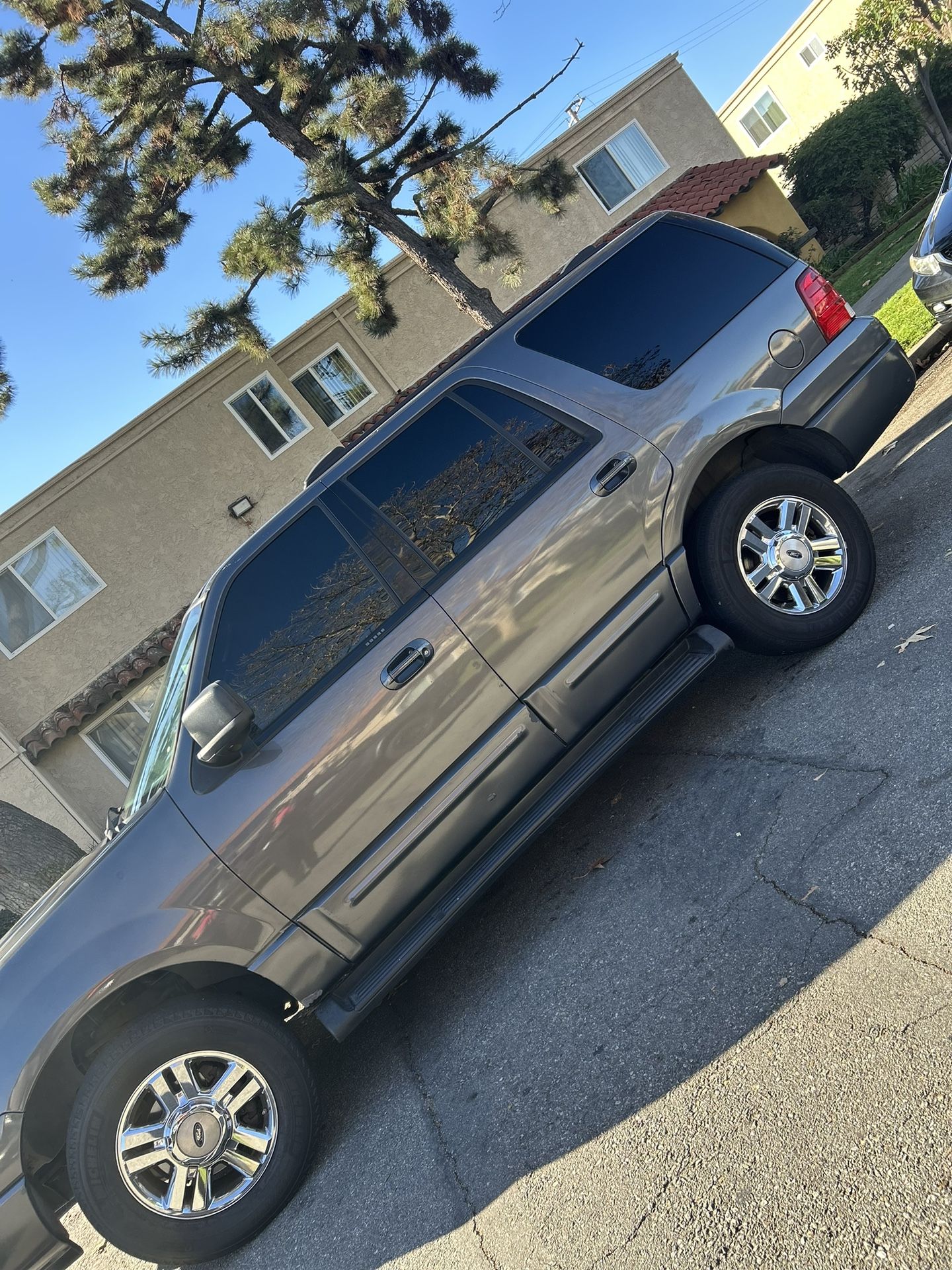 2004 Ford Expedition