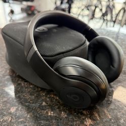 Beats Studio Pro