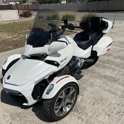 2019 Can Am Spyder F3T