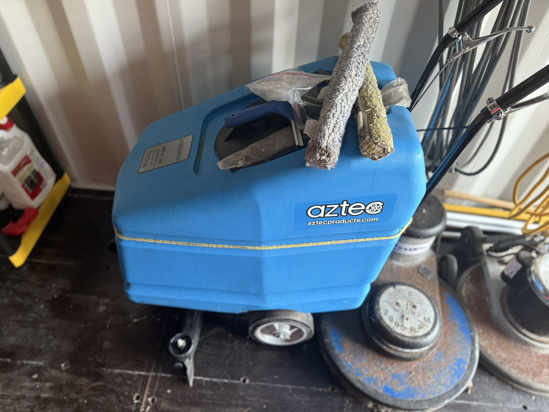 Commercial Floor Cleaning Equipment